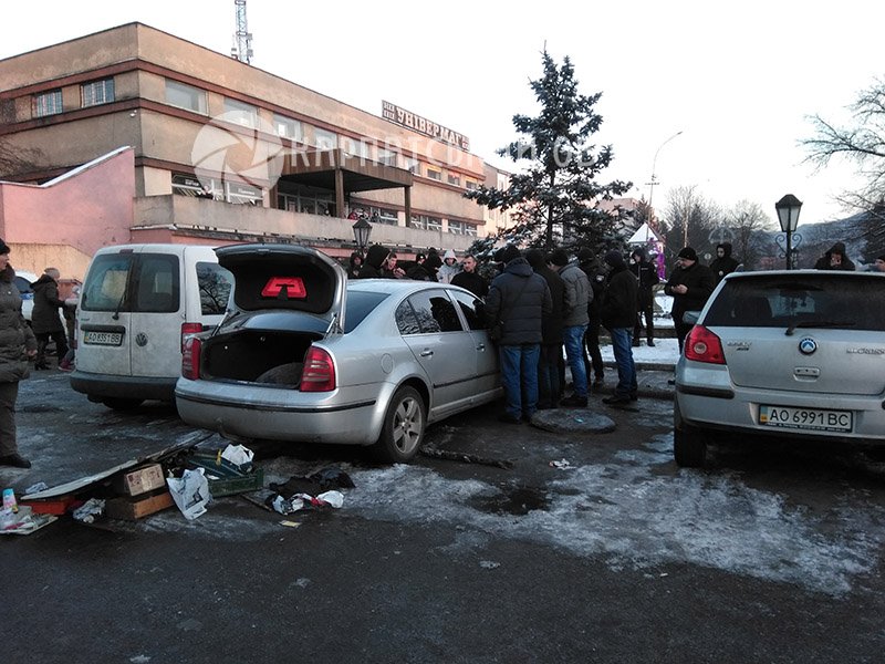 Спецоперація в Перечині: в автомобілі перечинця знайшли наркотики. ФОТО